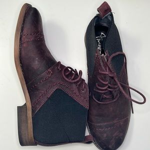 Franco Sarto Burgundy & Black Booties
